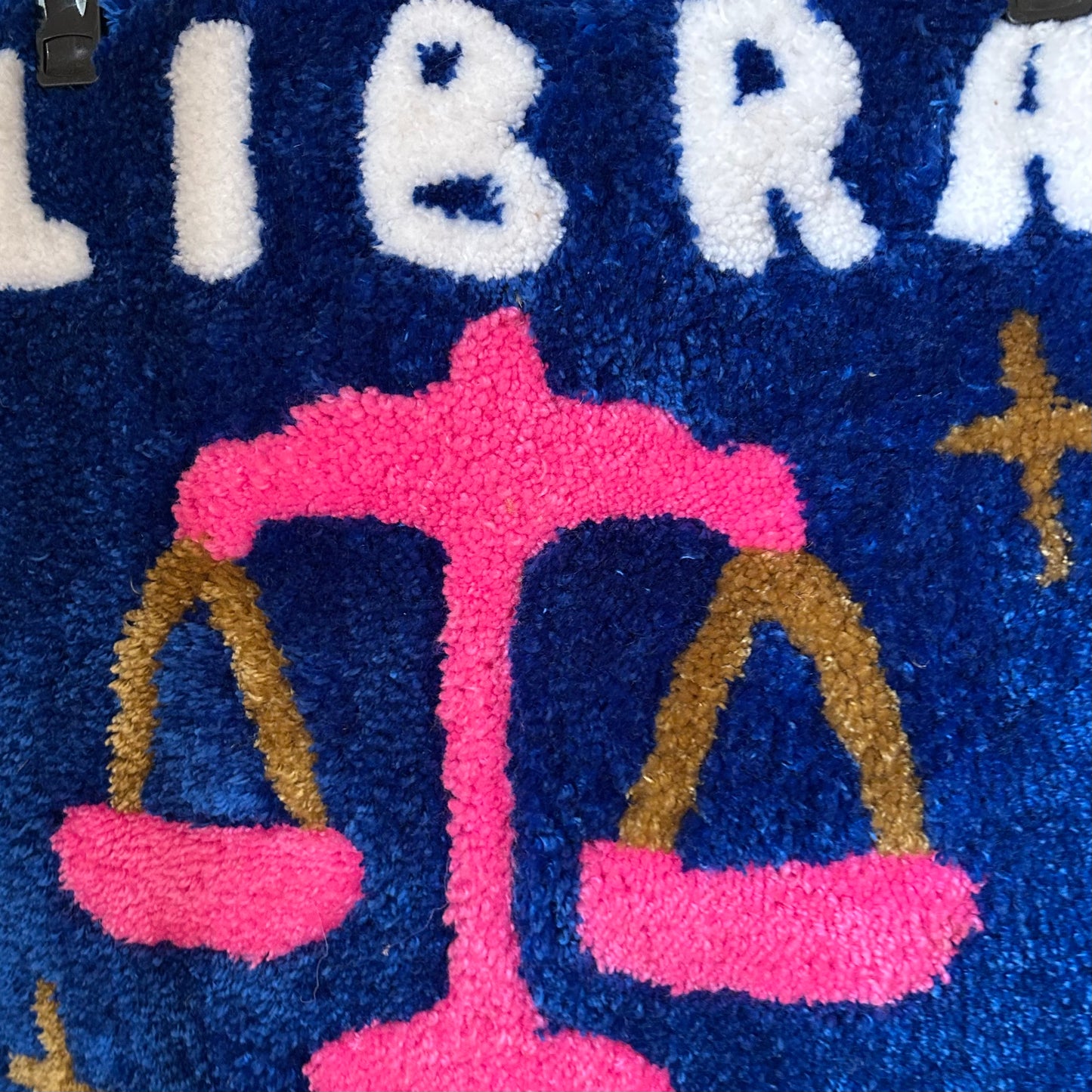 TUFTED LIBRA CUSHION COVER